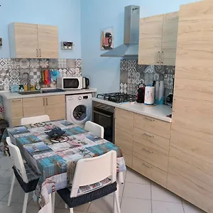 Short Lets Vacanze Massimo Apartment